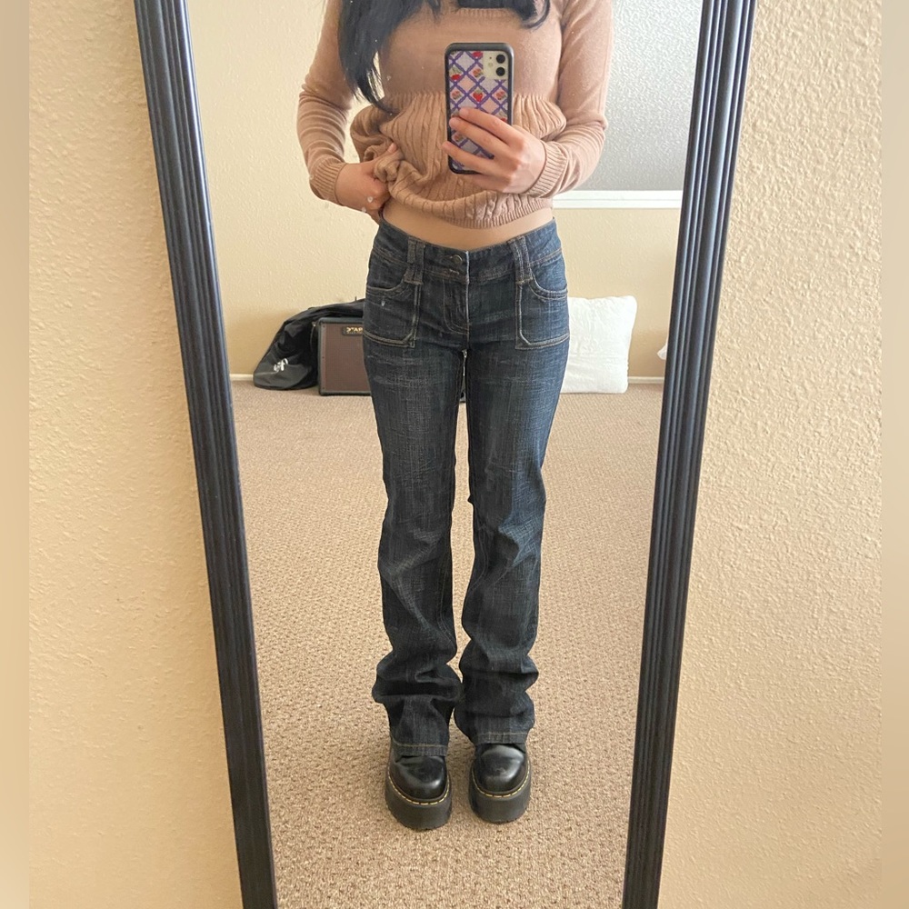 2000s low rise jeans!